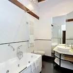 Romac Leone Apartamento *