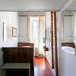 Romac Leone Apartamento *