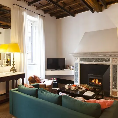 Romac Leone Apartment *