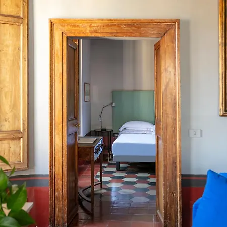 Romac Leone Appartement