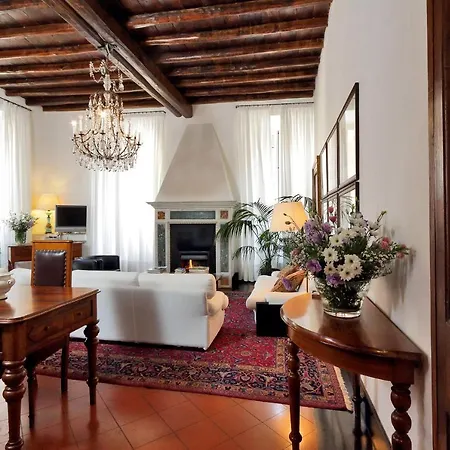 Romac Leone Apartment Rom